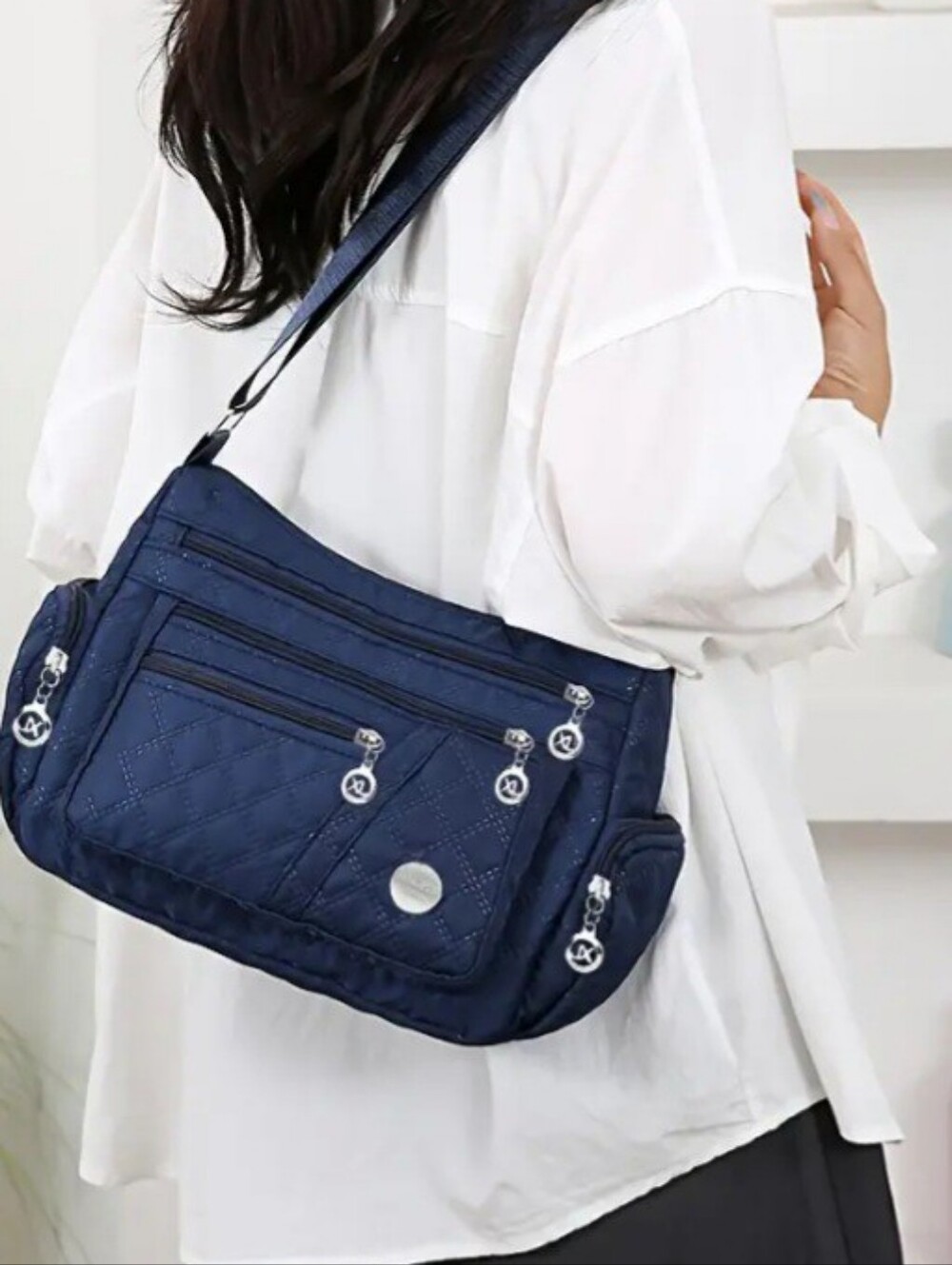 Jingpin Quilted Unisex Crossbody